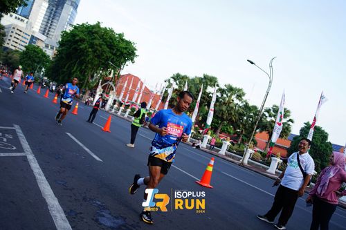 Race photo from Isoplus Run 2024 Surabaya