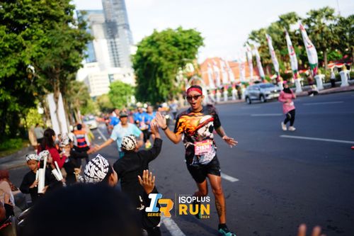 Race photo from Isoplus Run 2024 Surabaya