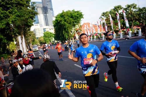Race photo from Isoplus Run 2024 Surabaya
