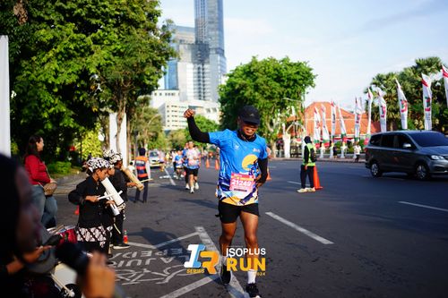 Race photo from Isoplus Run 2024 Surabaya