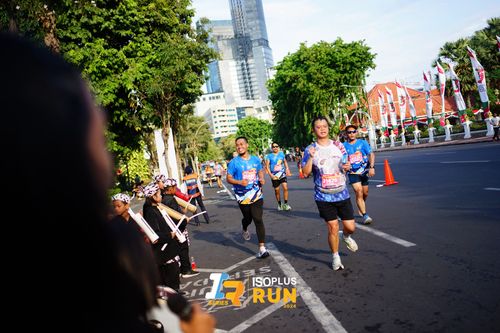 Race photo from Isoplus Run 2024 Surabaya