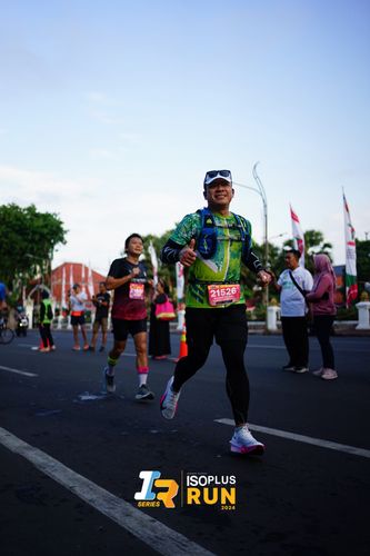 Race photo from Isoplus Run 2024 Surabaya