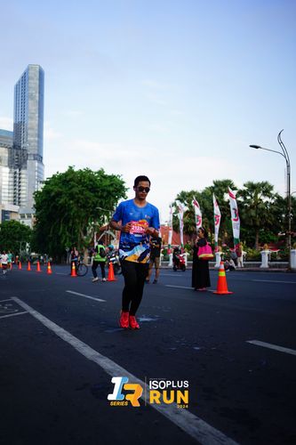 Race photo from Isoplus Run 2024 Surabaya