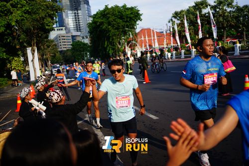 Race photo from Isoplus Run 2024 Surabaya