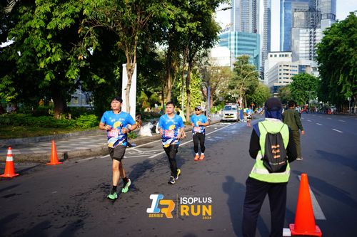 Race photo from Isoplus Run 2024 Surabaya