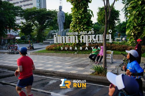 Race photo from Isoplus Run 2024 Surabaya
