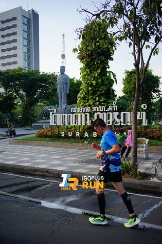 Race photo from Isoplus Run 2024 Surabaya