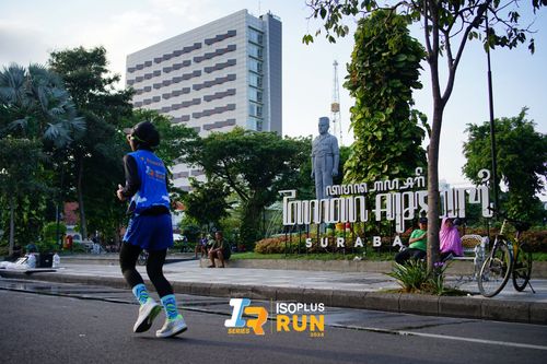 Race photo from Isoplus Run 2024 Surabaya