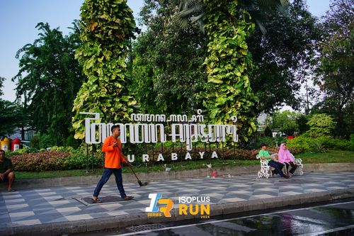 Race photo from Isoplus Run 2024 Surabaya