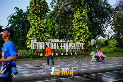 Race photo from Isoplus Run 2024 Surabaya
