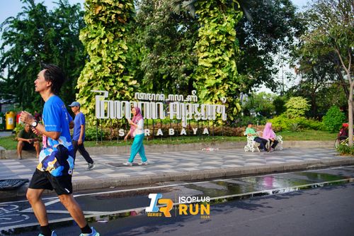 Race photo from Isoplus Run 2024 Surabaya