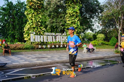 Race photo from Isoplus Run 2024 Surabaya