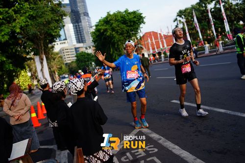 Race photo from Isoplus Run 2024 Surabaya