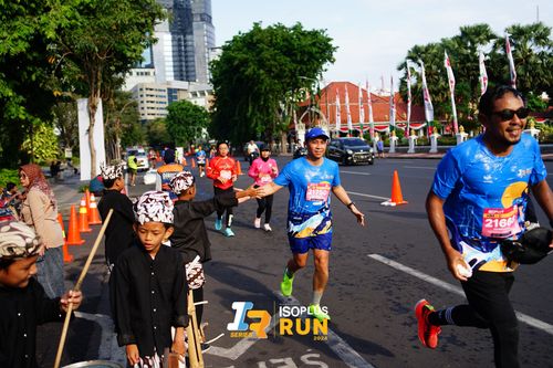 Race photo from Isoplus Run 2024 Surabaya