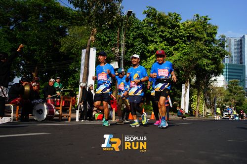 Race photo from Isoplus Run 2024 Surabaya