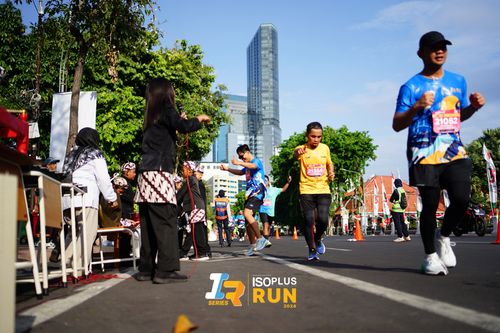Race photo from Isoplus Run 2024 Surabaya