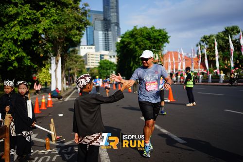 Race photo from Isoplus Run 2024 Surabaya