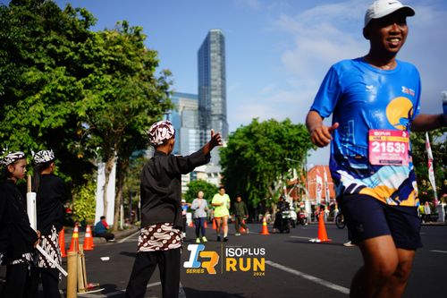 Race photo from Isoplus Run 2024 Surabaya