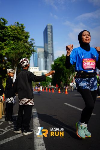 Race photo from Isoplus Run 2024 Surabaya