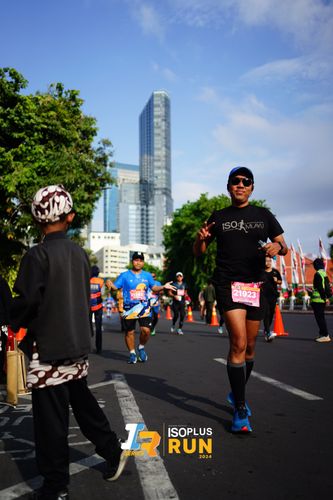 Race photo from Isoplus Run 2024 Surabaya