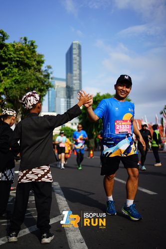 Race photo from Isoplus Run 2024 Surabaya
