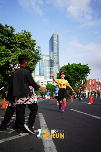 Race photo from Isoplus Run 2024 Surabaya