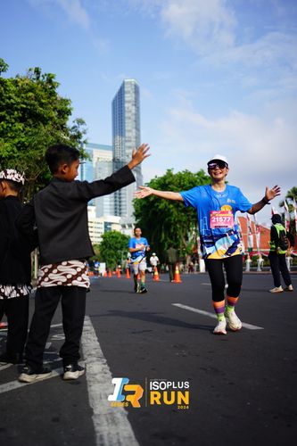 Race photo from Isoplus Run 2024 Surabaya