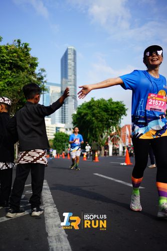 Race photo from Isoplus Run 2024 Surabaya