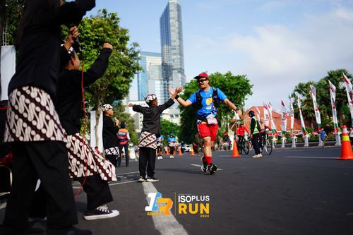 Race photo from Isoplus Run 2024 Surabaya