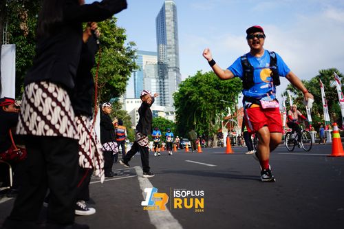 Race photo from Isoplus Run 2024 Surabaya