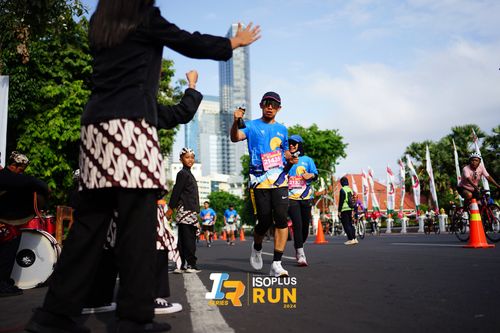 Race photo from Isoplus Run 2024 Surabaya