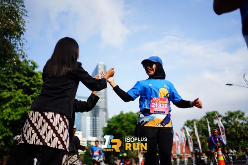 Race photo from Isoplus Run 2024 Surabaya