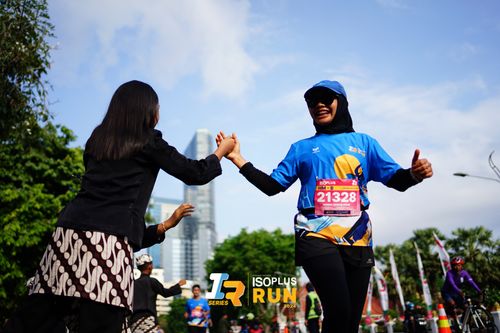 Race photo from Isoplus Run 2024 Surabaya