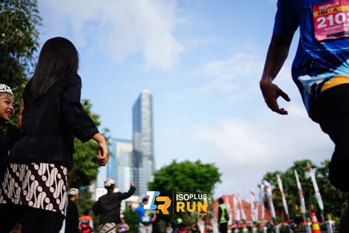 Race photo from Isoplus Run 2024 Surabaya
