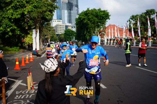 Race photo from Isoplus Run 2024 Surabaya