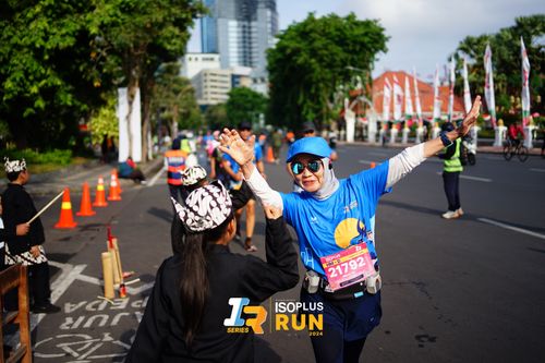 Race photo from Isoplus Run 2024 Surabaya