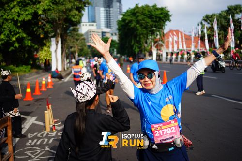 Race photo from Isoplus Run 2024 Surabaya
