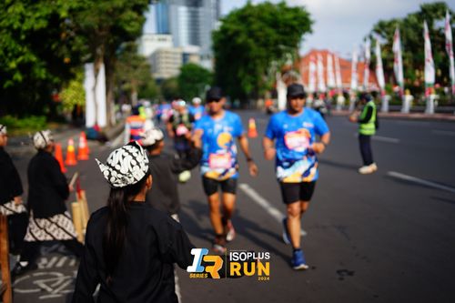 Race photo from Isoplus Run 2024 Surabaya