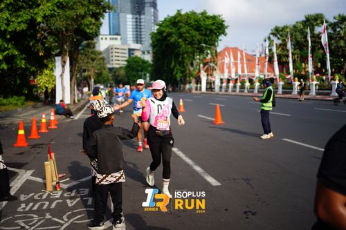 Race photo from Isoplus Run 2024 Surabaya
