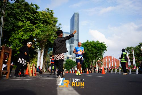 Race photo from Isoplus Run 2024 Surabaya