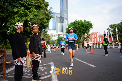 Race photo from Isoplus Run 2024 Surabaya