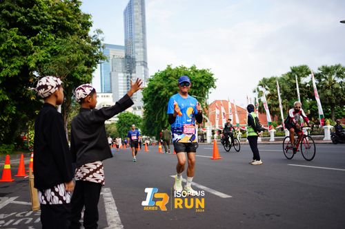 Race photo from Isoplus Run 2024 Surabaya