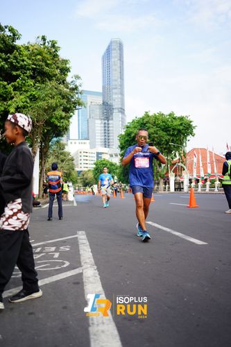 Race photo from Isoplus Run 2024 Surabaya