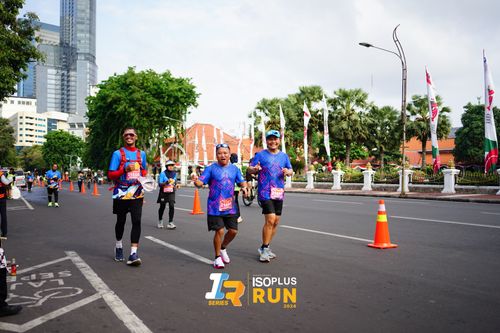 Race photo from Isoplus Run 2024 Surabaya