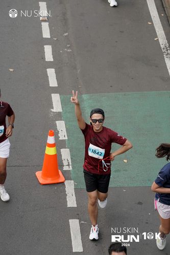 Race photo from Nu Skin Run 10K
