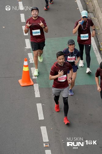 Race photo from Nu Skin Run 10K