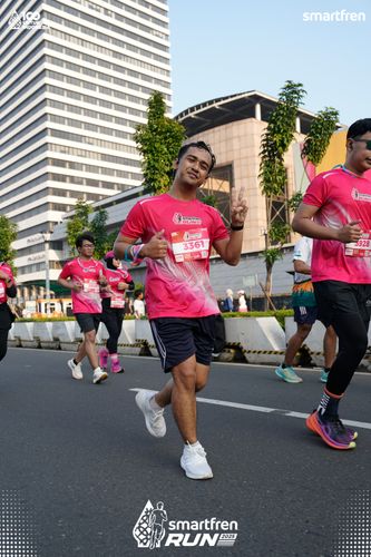 Race photo from Smartfren Run 2025 