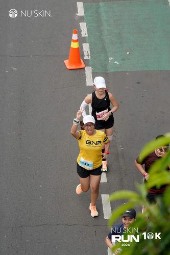 Race photo from Nu Skin Run 10K