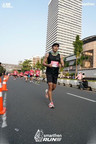 Race photo from Smartfren Run 2025 