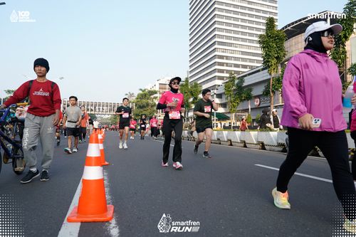 Race photo from Smartfren Run 2025 